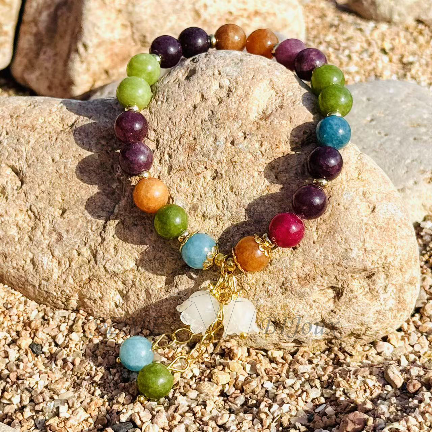 Bracelet en Tourmaline Naturelle Multicolore avec Pendentif Muguet en Cristal – Perles 8MM